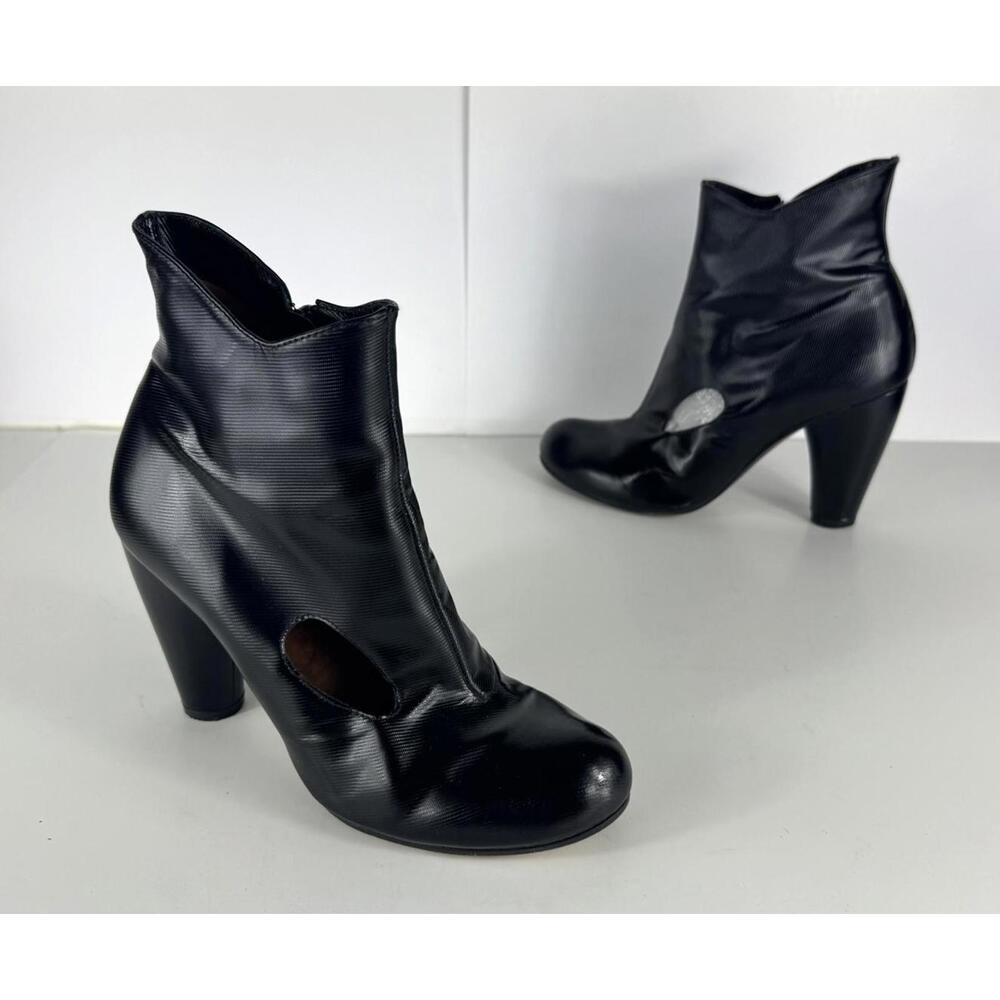 Chie Mihara Black Leather Women's Cut Out Ankle Boots Booties EU 38 US 8